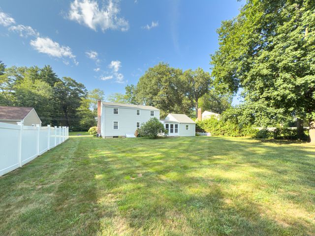 118 Burnbrook Road, East Hartford, CT 06118