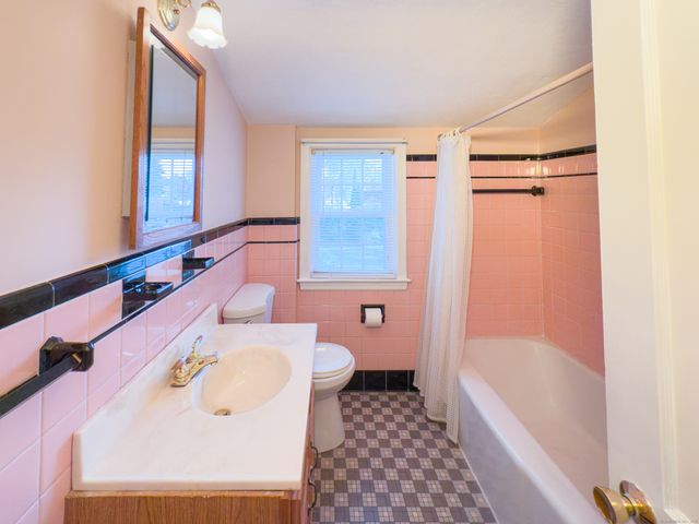 118 Burnbrook Road, East Hartford, CT 06118