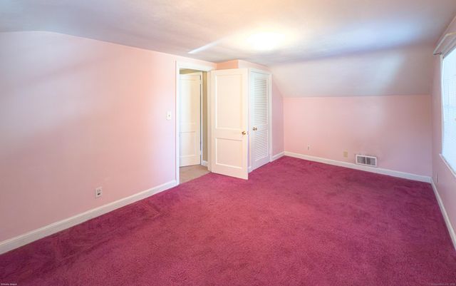 118 Burnbrook Road, East Hartford, CT 06118