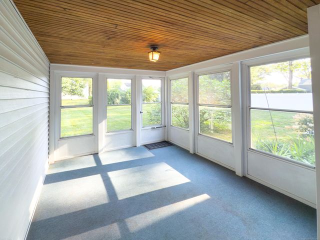 118 Burnbrook Road, East Hartford, CT 06118