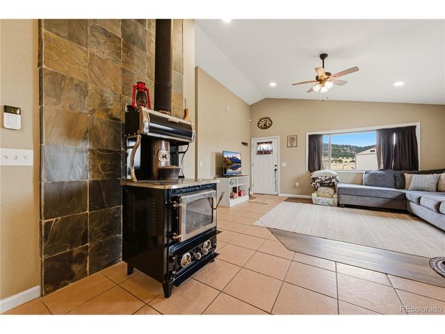 1312 Shoshone Dr, Canon City, CO 81212