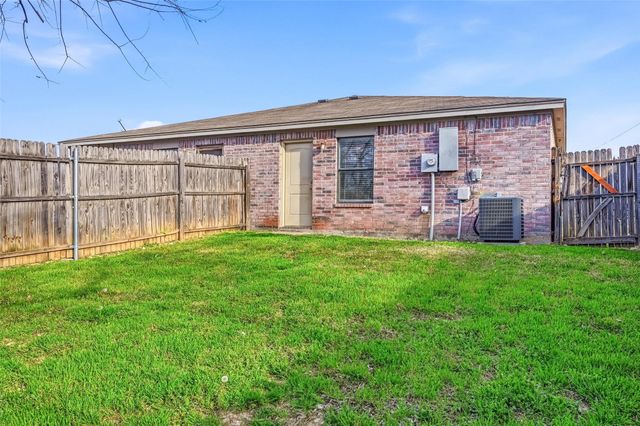 8117 Doreen Avenue, Fort Worth, TX 76116