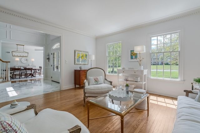 82 Woodman Ln, Bernards Twp., NJ 07920
