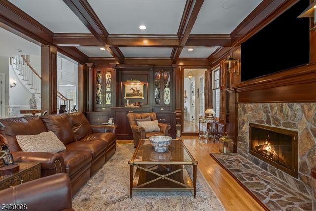 82 Woodman Ln, Bernards Twp., NJ 07920