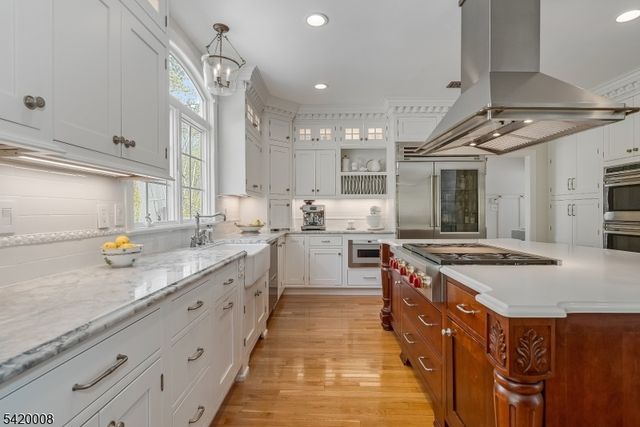 82 Woodman Ln, Bernards Twp., NJ 07920