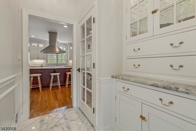 82 Woodman Ln, Bernards Twp., NJ 07920