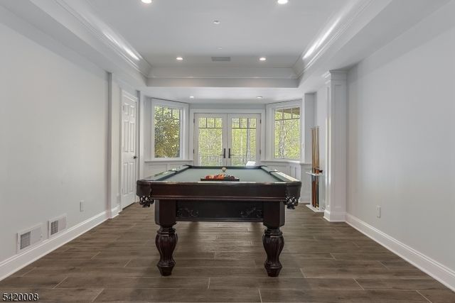 82 Woodman Ln, Bernards Twp., NJ 07920