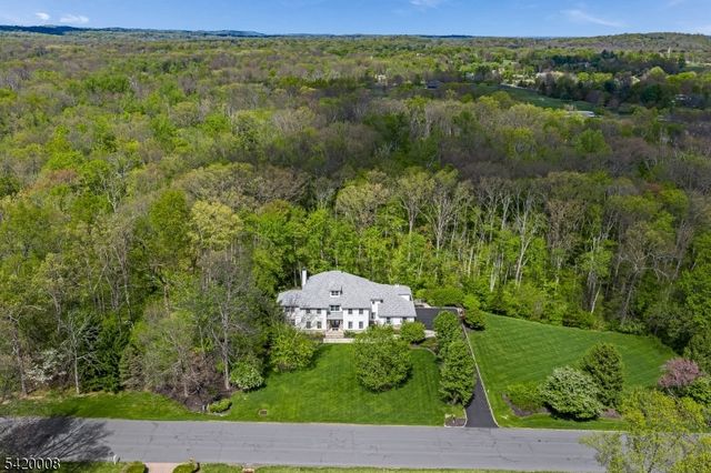 82 Woodman Ln, Bernards Twp., NJ 07920