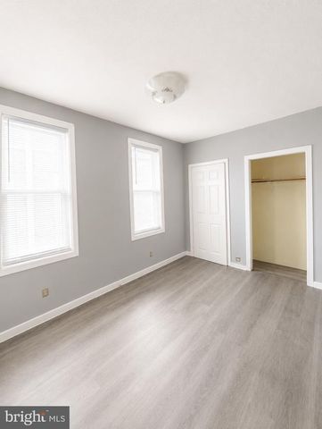 423 SHURS LN, Philadelphia, PA 19128