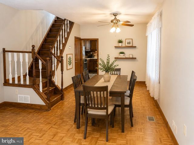 423 SHURS LN, Philadelphia, PA 19128