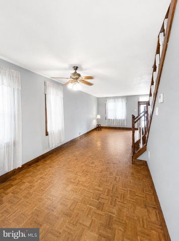 423 SHURS LN, Philadelphia, PA 19128
