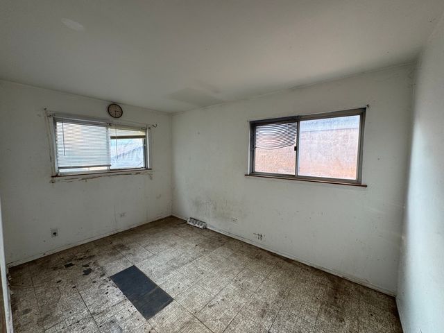 11720 S Watkins Avenue, Chicago, IL 60643