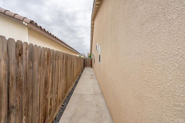 1155 Narwhal, Lemoore, CA 93245