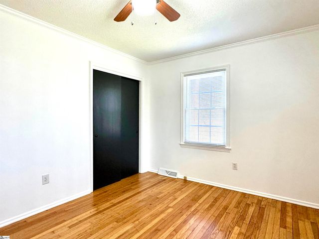 2434 Broadway Lake Road, Anderson, SC 29621