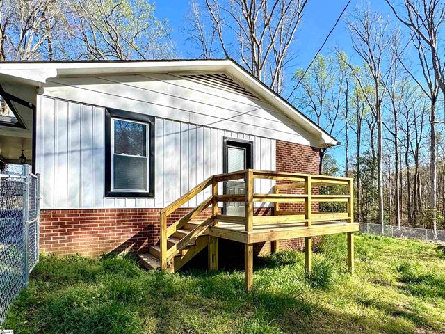 2434 Broadway Lake Road, Anderson, SC 29621