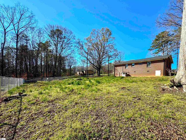 2434 Broadway Lake Road, Anderson, SC 29621
