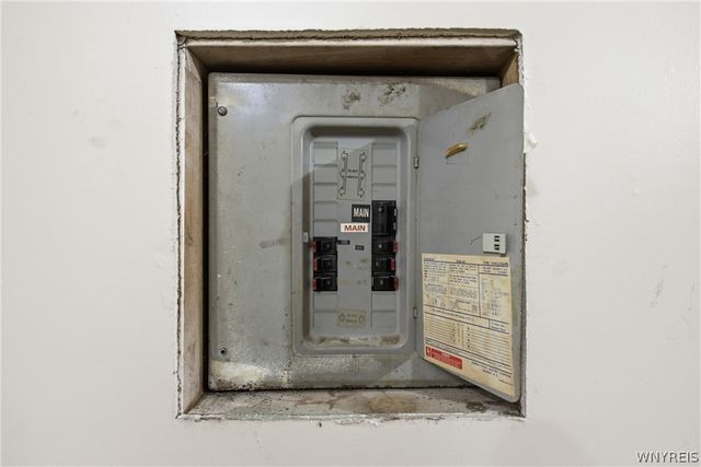 44 Moreland Street, Buffalo, NY 14206