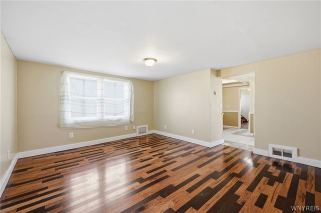 44 Moreland Street, Buffalo, NY 14206