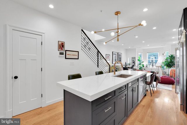 1823 KALORAMA RD NW, Washington, DC 20009