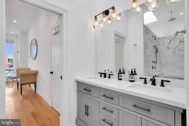1823 KALORAMA RD NW, Washington, DC 20009