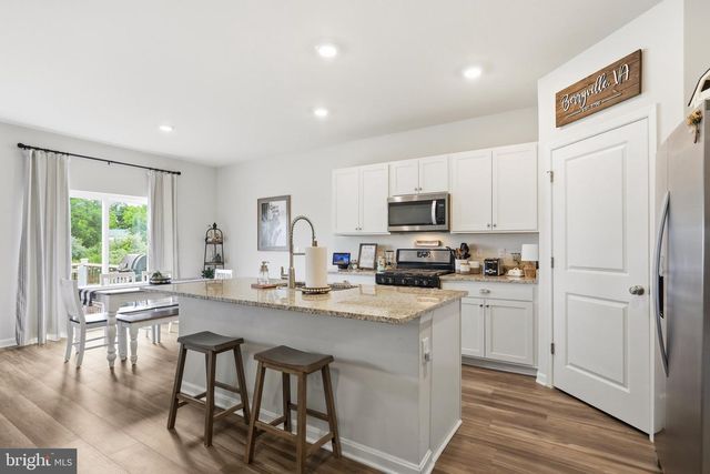 534 WEEKS CT, Berryville, VA 22611