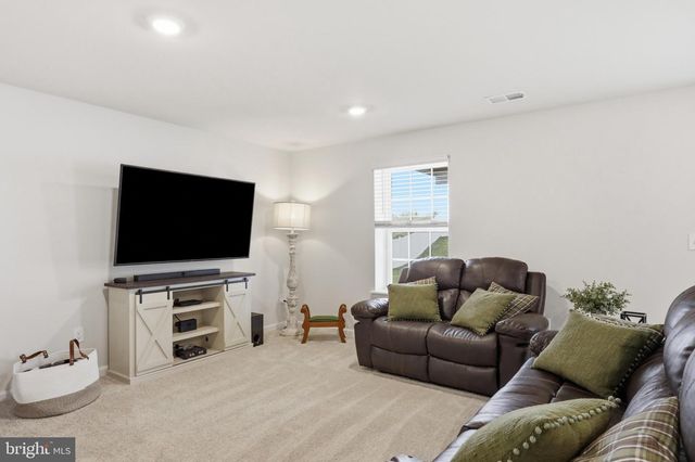 534 WEEKS CT, Berryville, VA 22611