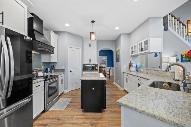 1211 53rd AVENUE, Kenosha, WI 53144