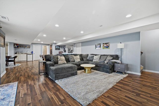 1211 53rd AVENUE, Kenosha, WI 53144