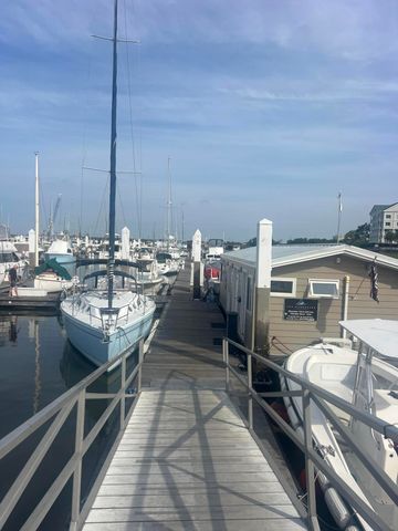 33 Lockwood Drive Lu105, Charleston, SC 29401