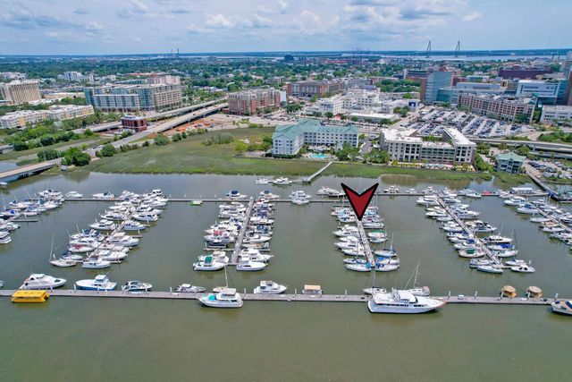 33 Lockwood Drive Lu105, Charleston, SC 29401