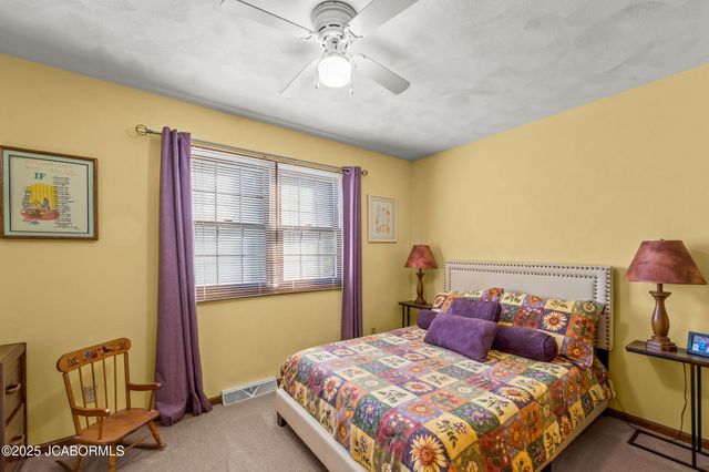 1423 SATINWOOD DRIVE, Jefferson City, MO 65109