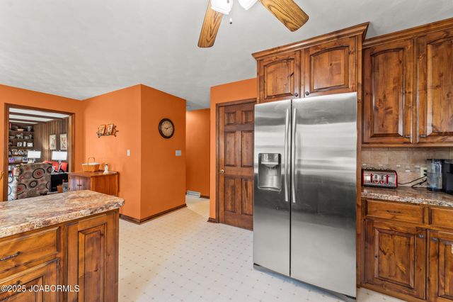 1423 SATINWOOD DRIVE, Jefferson City, MO 65109