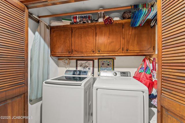 1423 SATINWOOD DRIVE, Jefferson City, MO 65109