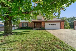 1423 SATINWOOD DRIVE, Jefferson City, MO 65109