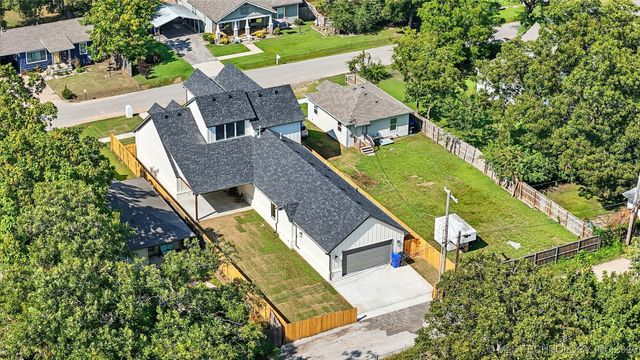 515 W El Paso Street, Broken Arrow, OK 74012