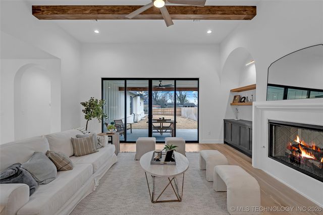 515 W El Paso Street, Broken Arrow, OK 74012