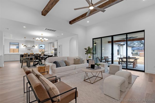 515 W El Paso Street, Broken Arrow, OK 74012