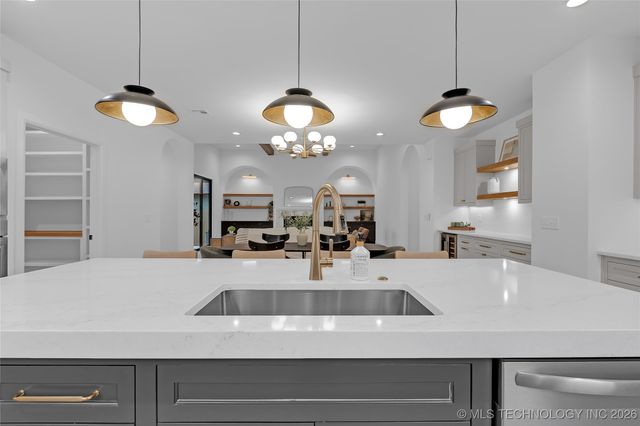 515 W El Paso Street, Broken Arrow, OK 74012