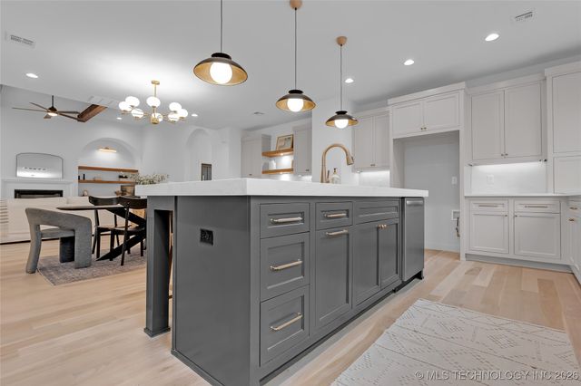 515 W El Paso Street, Broken Arrow, OK 74012