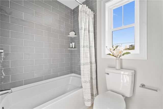 248 Point Avenue, Warwick, RI 02889