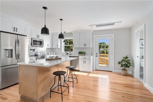 248 Point Avenue, Warwick, RI 02889