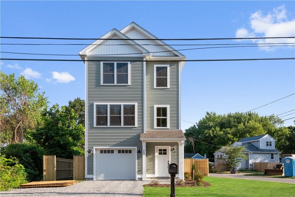 248 Point Avenue, Warwick, RI 02889