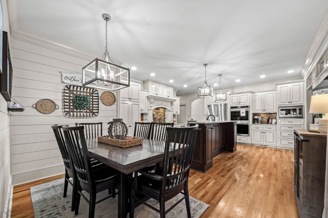 1712 Ledford Mill Rd, Normandy, TN 37360