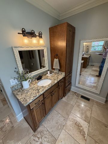 1712 Ledford Mill Rd, Normandy, TN 37360