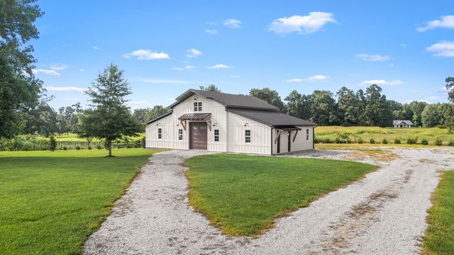 1712 Ledford Mill Rd, Normandy, TN 37360