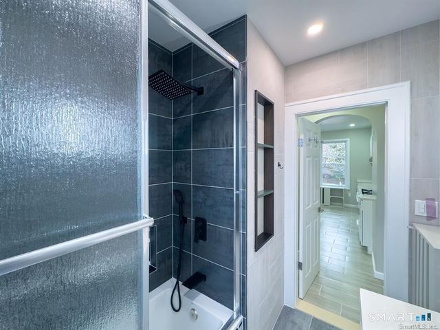 23 Lake Street, Waterbury, CT 06708