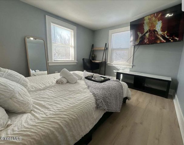 4207 Albany Street, Colonie, NY 12205