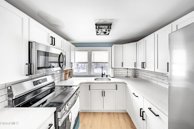 4207 Albany Street, Colonie, NY 12205