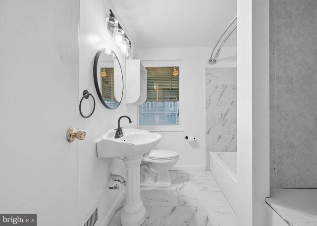 7911 BANK ST, Baltimore, MD 21224