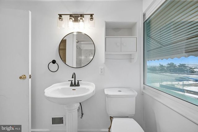 7911 BANK ST, Baltimore, MD 21224